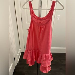 Pretty dress by LA made